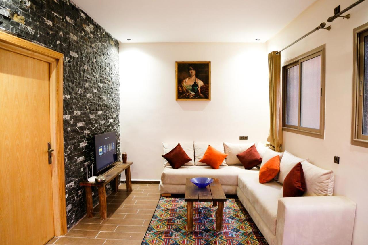 Issli Appartment Climatise Hiver Et Ete Azrou Bagian luar foto