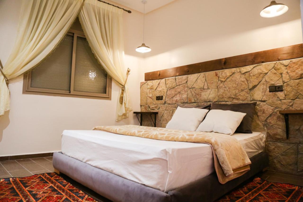 Issli Appartment Climatise Hiver Et Ete Azrou Bagian luar foto