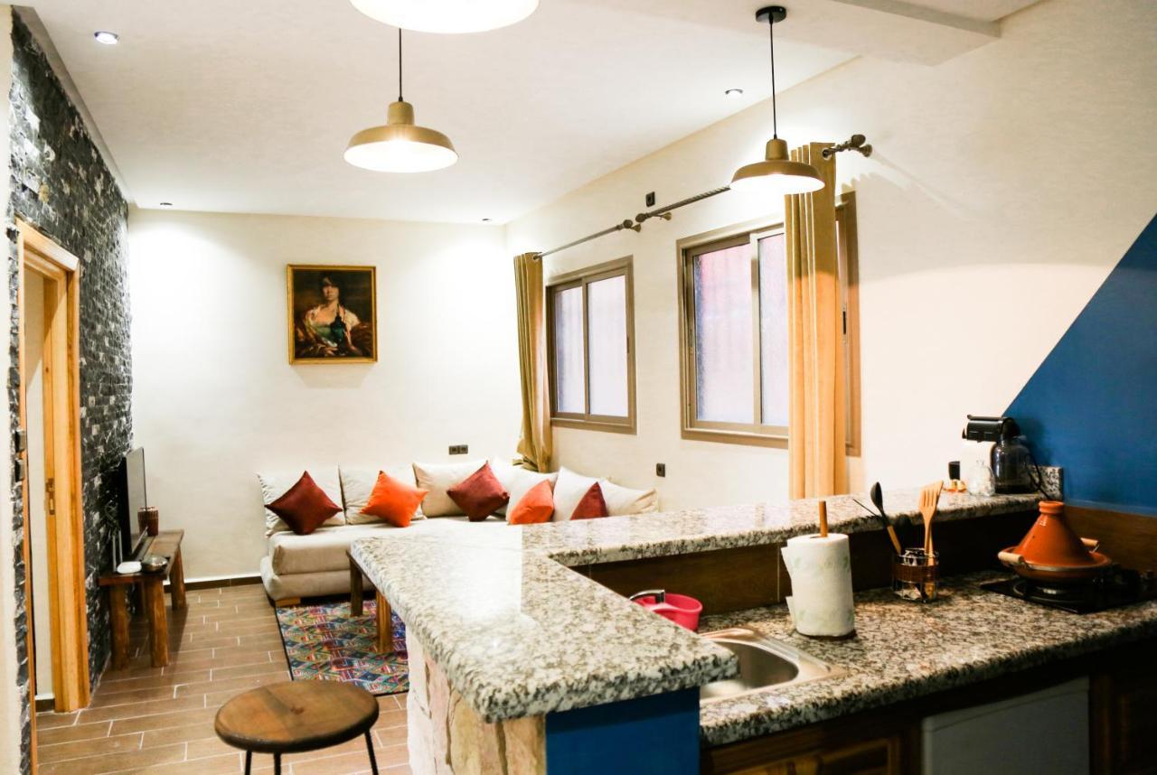 Issli Appartment Climatise Hiver Et Ete Azrou Bagian luar foto