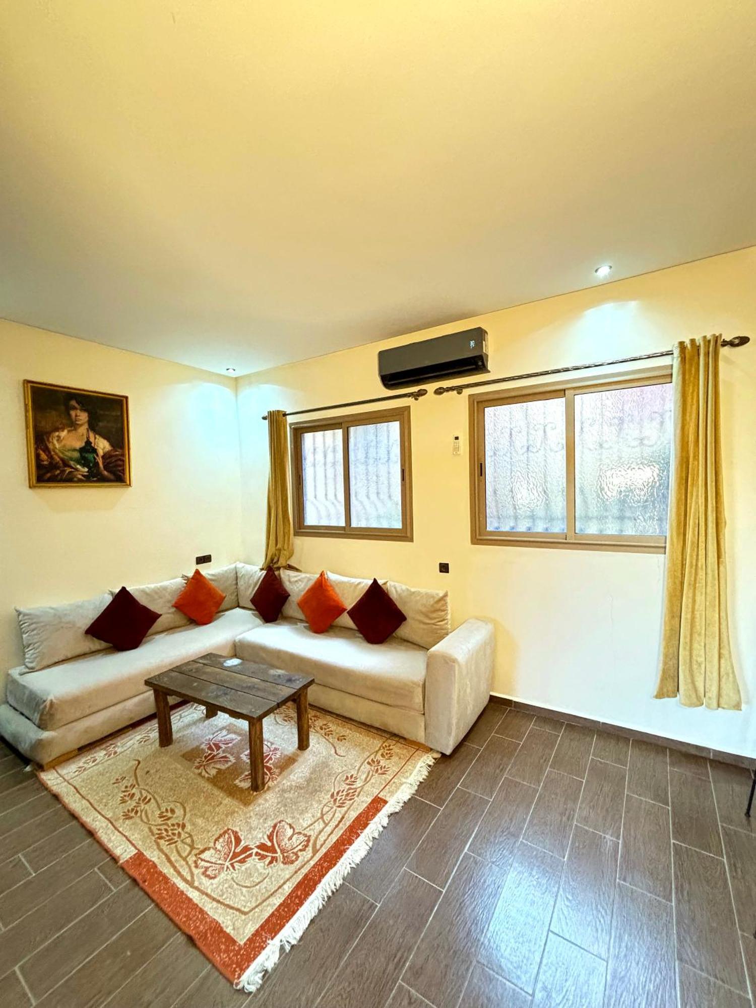 Issli Appartment Climatise Hiver Et Ete Azrou Bagian luar foto